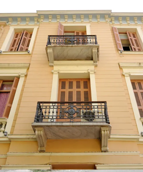anapalewsh-diathrhteou-ktiriou