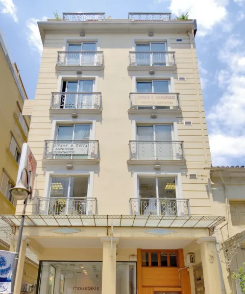 kataskeuh-eptaorofou-ktiriou